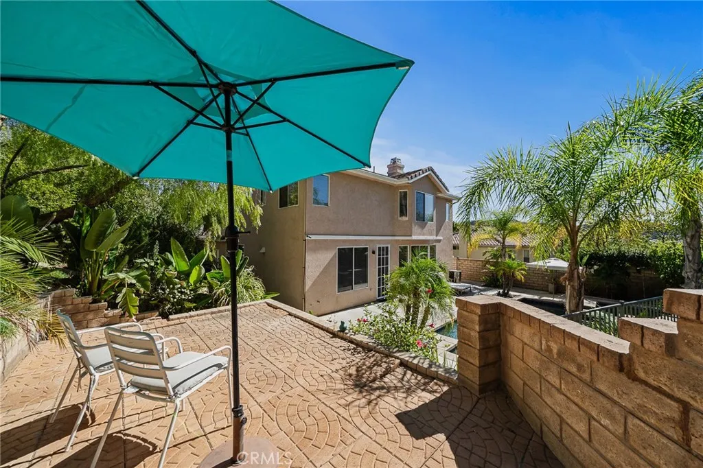 29027 Raintree, Saugus, California 91390 home-pic-38